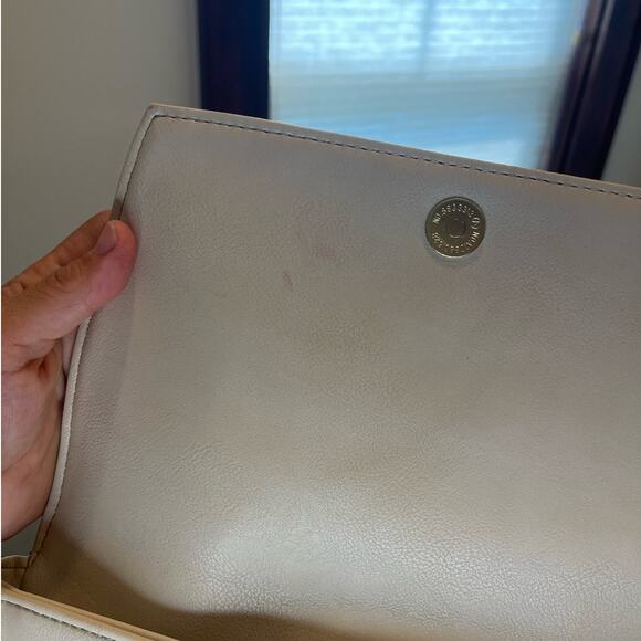 Danielle Nicole Disney Alice Through The Looking Glass Clutch Purse - Picture 7 of 12